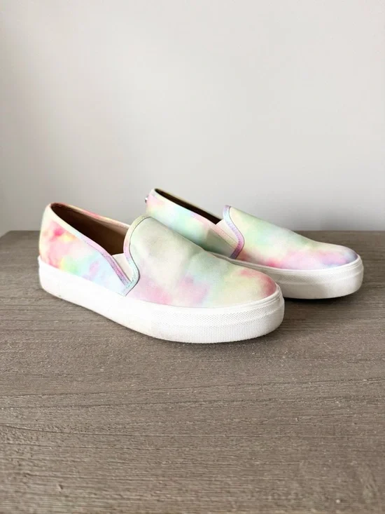 Steve Madden Toshe Slip-On Platform Sneakers in Canvas Pastel Tie-Dye Size 8.5