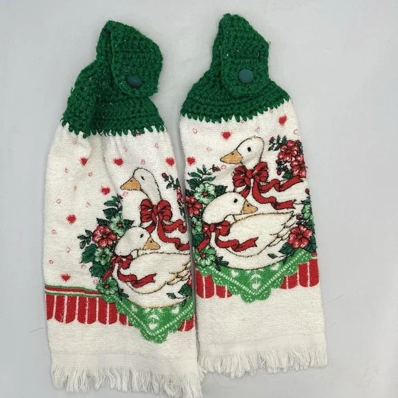 Lot of 2 Vintage Franco Hand Crocheted Top Hanging Hand Towels‎ Christmas