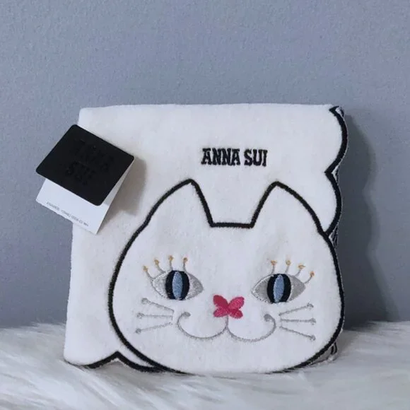 Anna Sui embroidered cat finger towel NWT