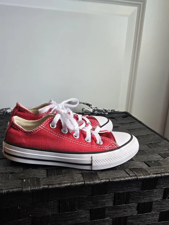 Converse White and Red Youth Sneaker Size 11
