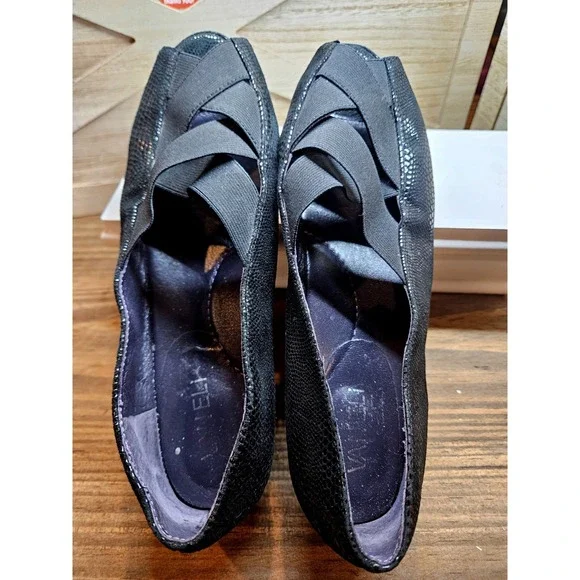 Vaneli Chic Elastic Crossover Comfort Slip On Wedge Heel 8W Black‎ Peep Toe #563