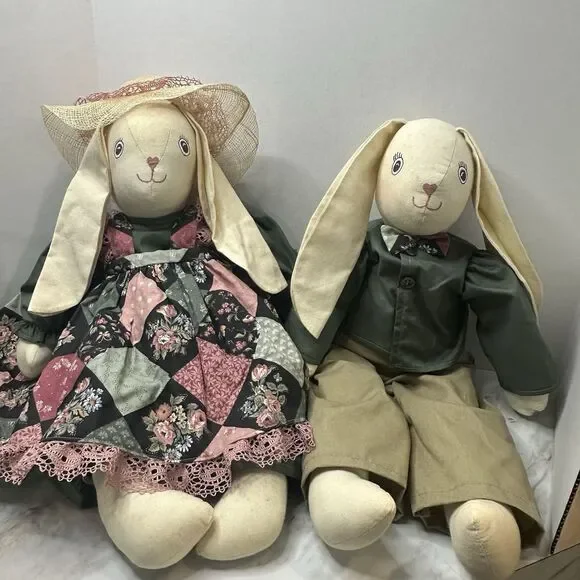 VTG Handmade Bunny Rabbits‎ Plush Country Cottage Chic Primitive Set