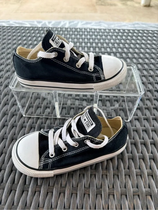 Converse All Star Kids Low Top Sneakers Black White Size 10 Toddler