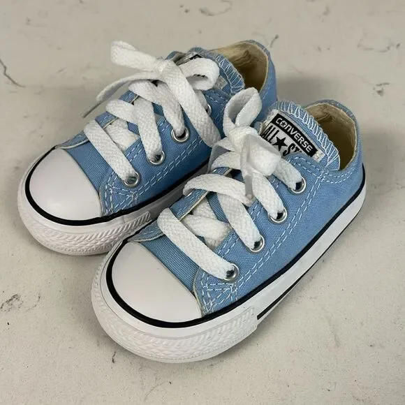 Converse Chuck Taylor All Star Lo Sneaker - Light Blue- Size 5