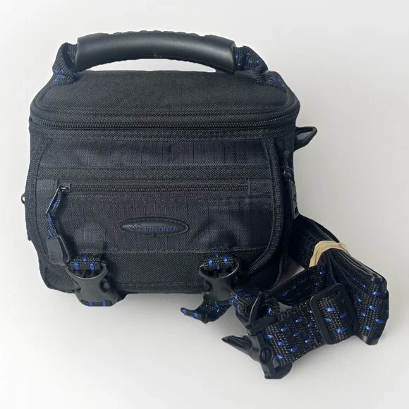 Samsonite Universal Camera Bag Waterproof Carry Handle And Adjustable Strap NWOT