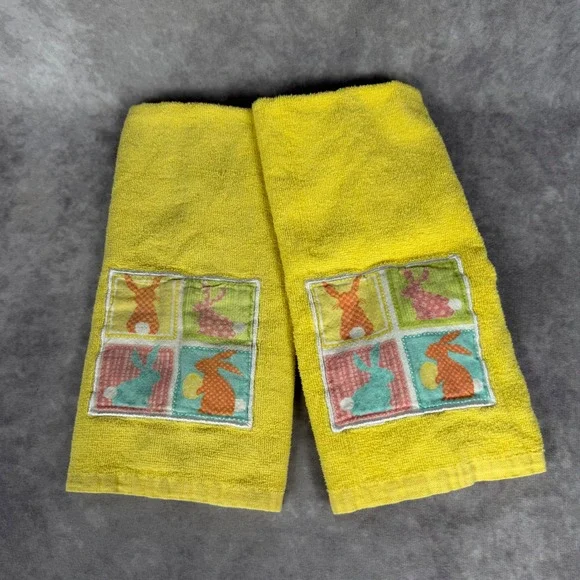 2 Vtg Easter Bunny Rabbit Yellow Hand Towels Set‎ Cotton Spring Decor Applique