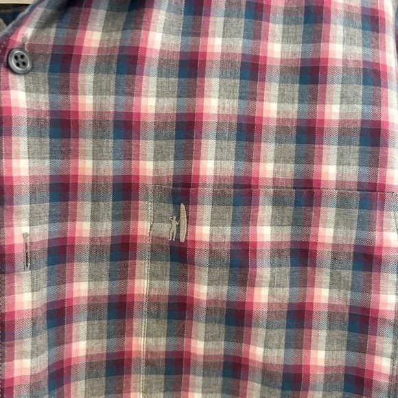 Johnnie-O Hangin Out Button Down Mens XL Dolly Pink Blue Plaid JMWL 5530 Shirt