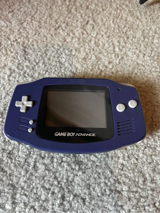 Nintendo Game Boy Advance - Indigo with White Buttons