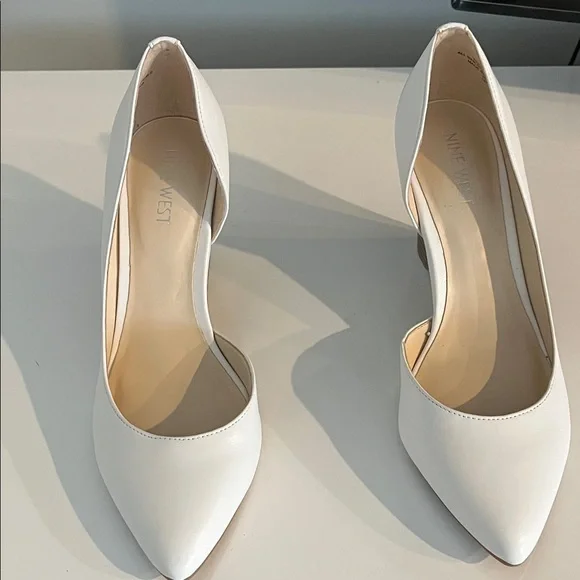 Nine West Women's White Wedges‎