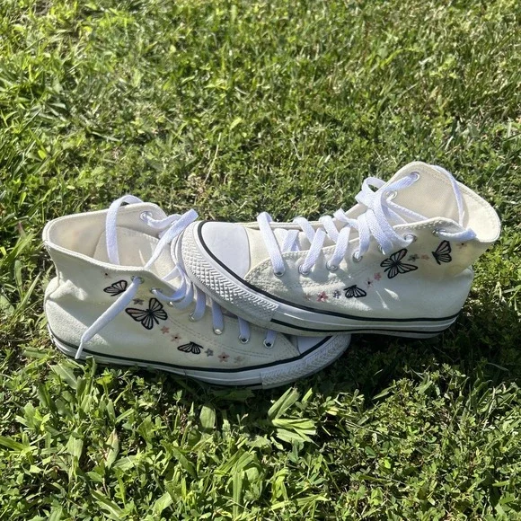 Converse Chuck Taylor All Star High Top Butterfly Sneaker Big Kid Size 6