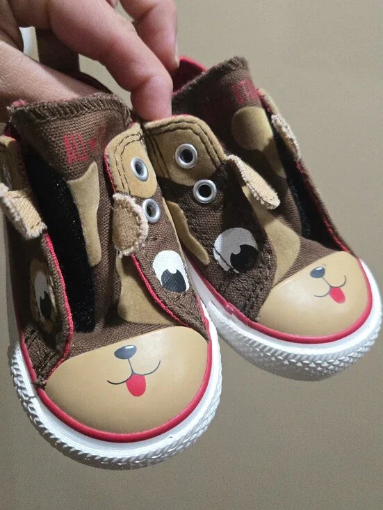 Toddler Converse sz 5C