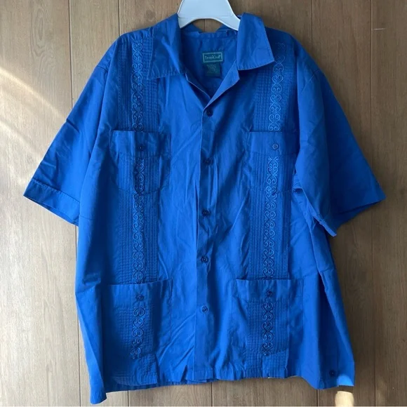 TropiCool Guayabera Shirt Mens XL Blue Mexican Wedding Embroidered Design
