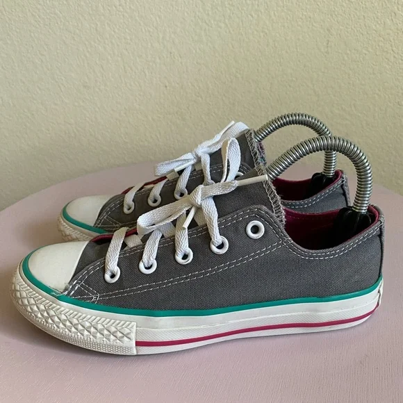 Converse Gray and Pink Little Kids size 1