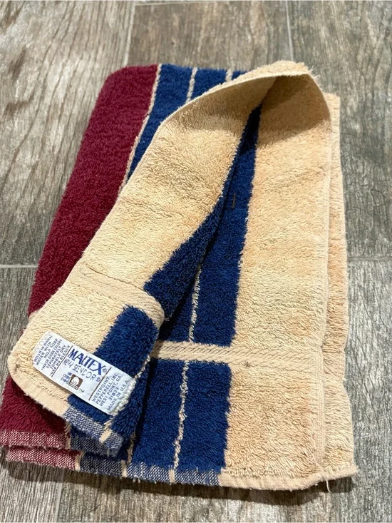 Vtg MARTEX New Splendor Stripe Hand Towel MCM 70s Made USA Burgundy Navy 24x 15