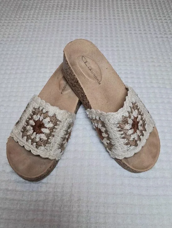 CL By Laundry Womens Crochet/Cork Wedge Slide Size 38/7.5-8 Cream Tan Rust
