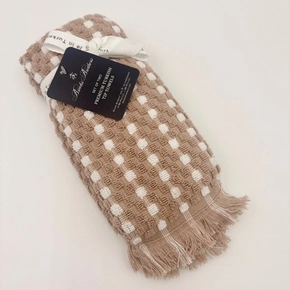 Brooks Brothers Set of 2 Premium Turkish Tip Towels Tan White Waffle Fringed NEW