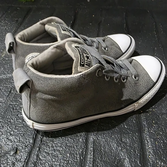Converse Chuck Taylor All Star Street Mid, Junior Size 3