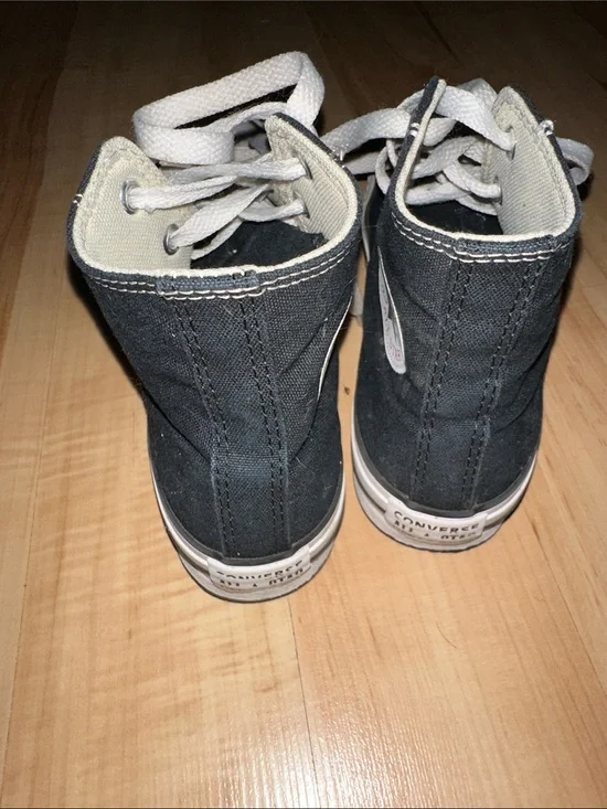 Chuck Taylor converse hightop platform