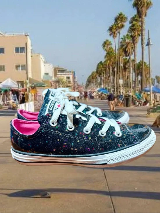Young Girl Glitter Converse All-Stars Girl Size 2