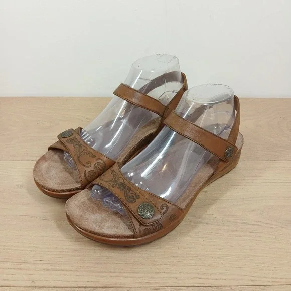 Dansko Wedge Sandals Women's 9.5 Reece Tan Brown Leather Floral Laser Cut