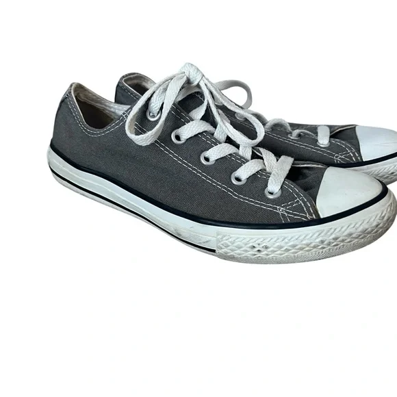Converse All Stars Youth Chuck Taylor Sneakers Gray White Sz 3 Youth