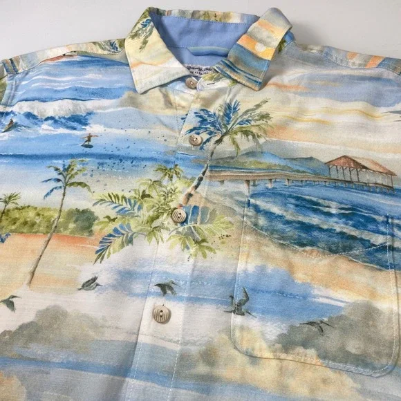 Tommy Bahama The Veracruz Cay Mens Med‎ Button Up Shirt Tropical Beach Scene