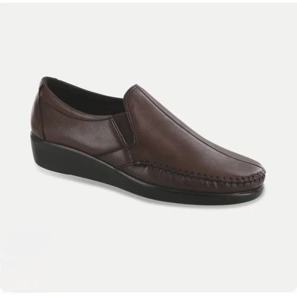 SAS Tripad Leather Dream Comfort Slip On Wedge Loafers w/Exposed Stitching 9.5M