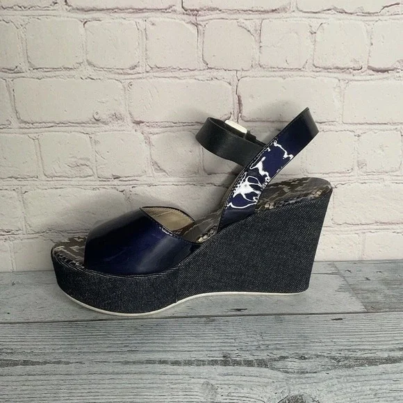 AGL Blue Platform Wedge Sandals Women‎ 39.5/US9-9.5 Italy Patent Leather