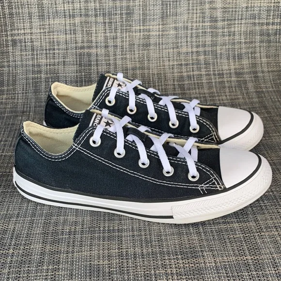 Converse Chuck Taylor All Star Low top Black Canvas Sneakers Shoes Youth Size 3