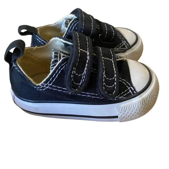 CONVERSE Chuck Taylor Classic Black and White Toddler Two Strap Sneakers Size 2