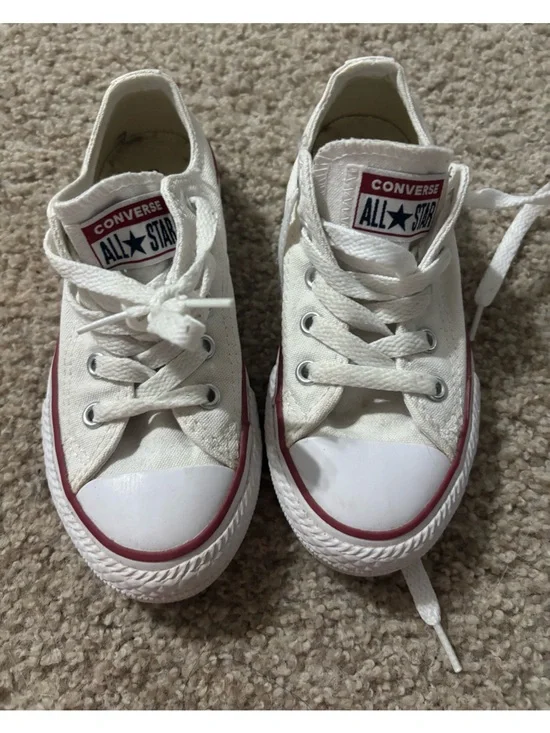 Converse Kids White Canvas Low Top Sneakers with Red Trim size 11