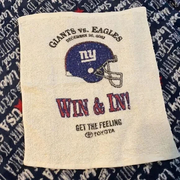 Giants vs Eagles 2002 Stadium Towel ⭐️