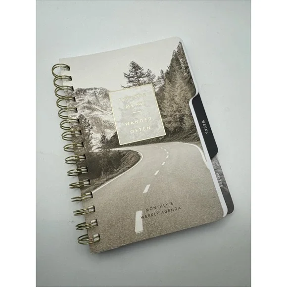 Fringe‎ Brand Spiral Bound Planner  Monthly Weekly Agenda