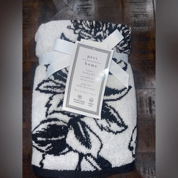 Peri Home Super Soft COTTON 2 Pck Hand TOWELs 18x28” White Black OEKO-TEX NWT