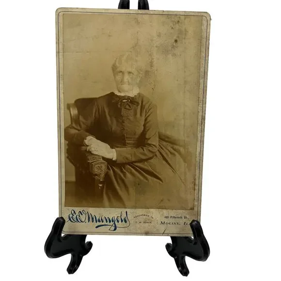 Antique Black White Elder Woman‎ 1800's Photo Mounted Card Stock Moline IL