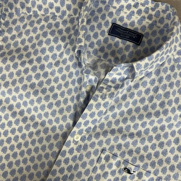 Vineyard Vines Stretch Poplin Button Down Shirt Blue White Leaf Tile Pattern L