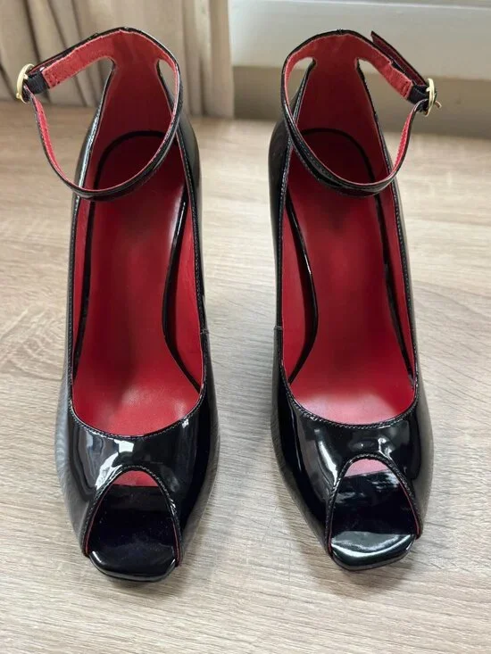 New Reformation x Camille Rowe Cheri Wedge Heels Black 7