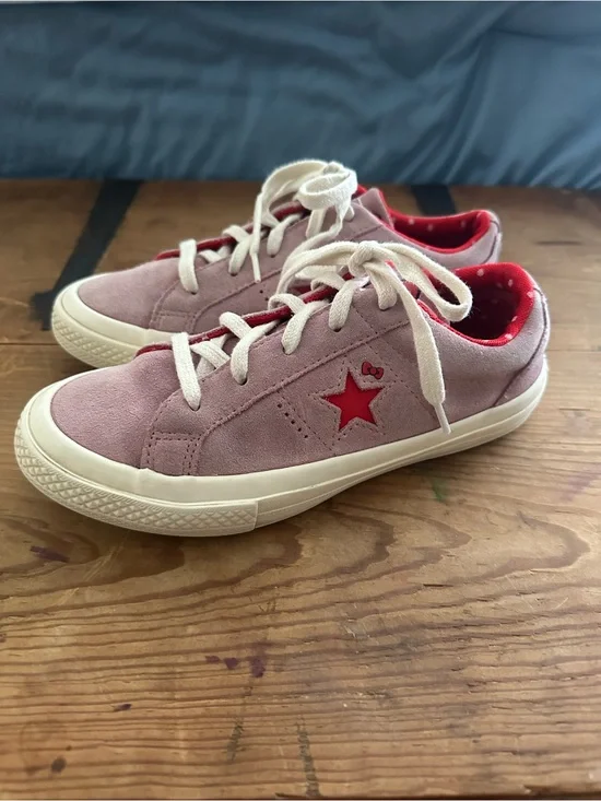 Girls Converse Hello Kitty Sneakers