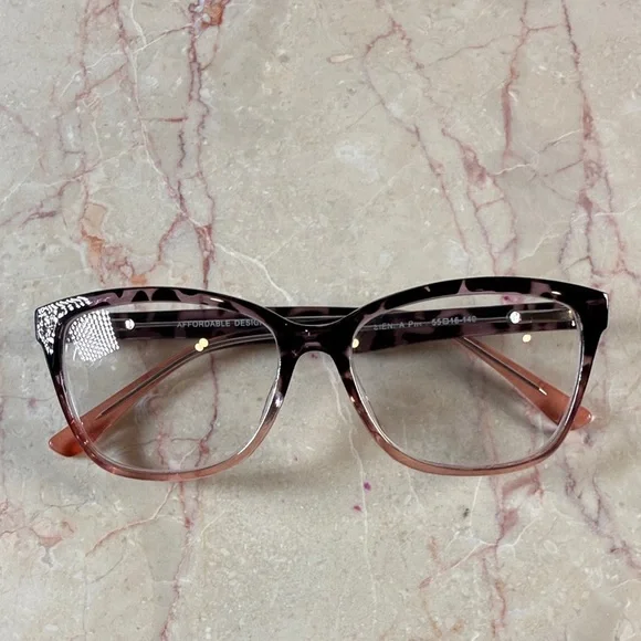 Stylish Tortoiseshell Prescription Eyeglasses
