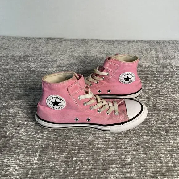 CONVERSE CHUCK TAYLOR ALL STAR - Girls PINK !! Size 3Y