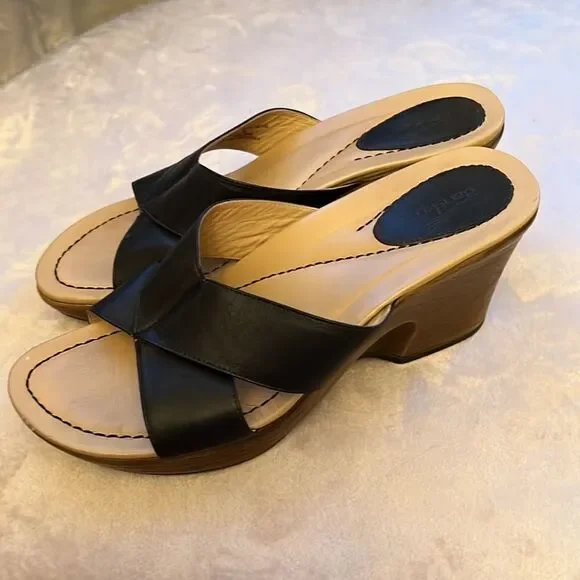 Dansko Leather Wedge Sandals Sz 8 39 EUC