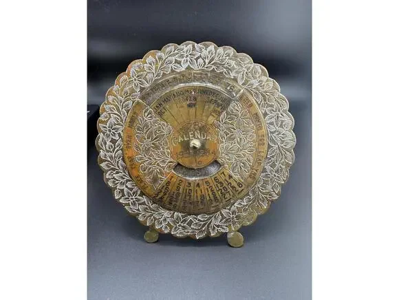 Vintage Brass Perpetual Calendar Decorative‎ Stand Floral Design