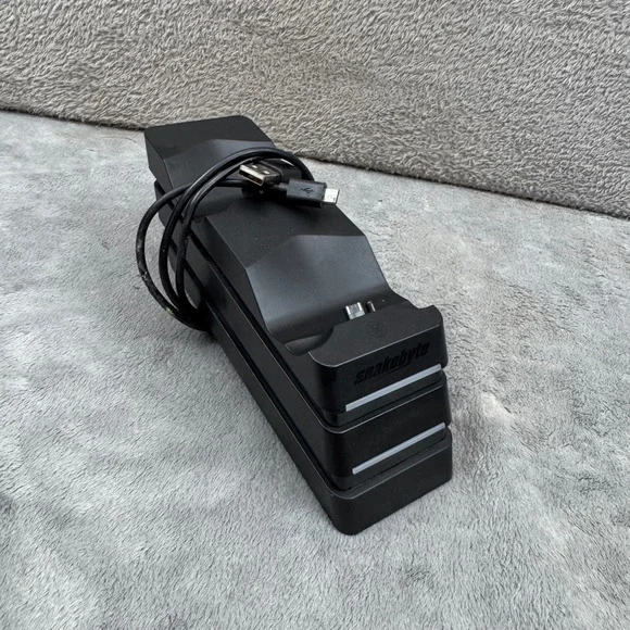 Snakebyte Twin:Charge 4 PS4 Controller Charger Black Dual Charging Dock