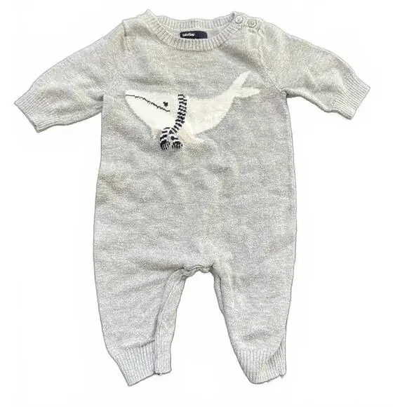 babyGap One-Piece Romper Gray Whale Scarf Knit Sweater Jumpsuit 0-3 Months