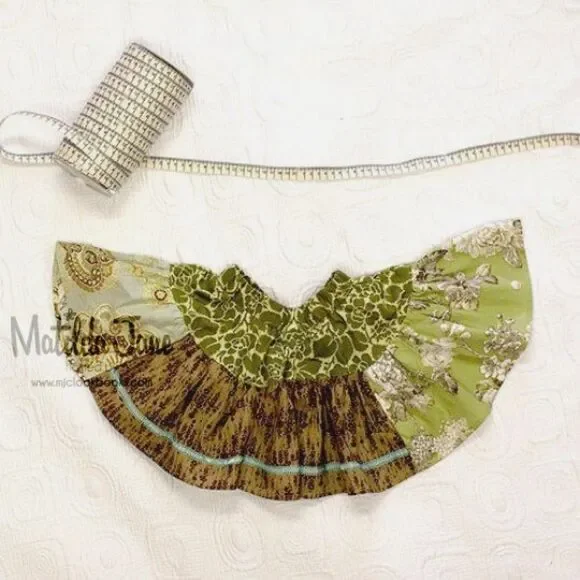 Vintage Matilda Jane girls skirt 6 8 10 Molly The Envy Westside tan green floral