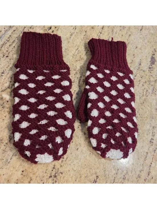 New! Handmade Womens One Size Knit Red White Basket Weave Mittens Textured