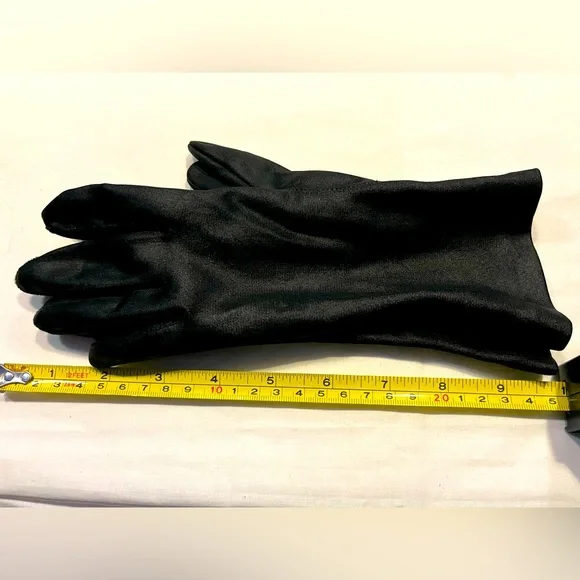 Vintage, classic black dress gloves. 10 inches