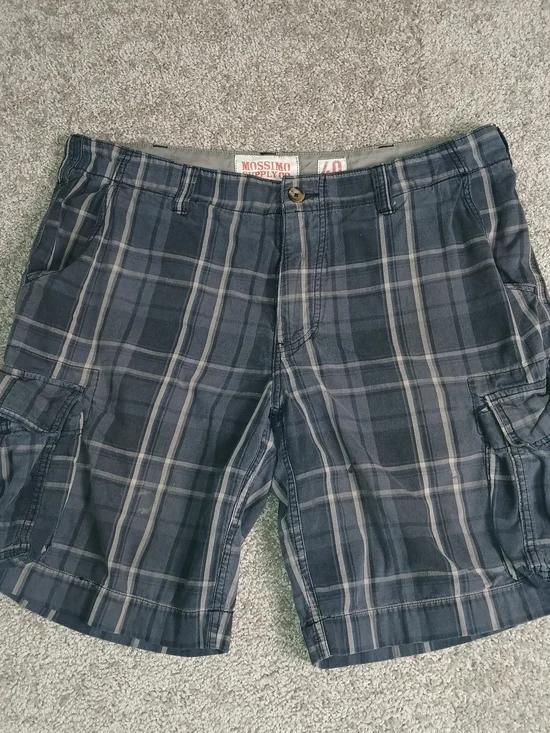 Mossimo Supply Co. Plaid Cargo Shorts for Men Outdoor Cargo - Size 40