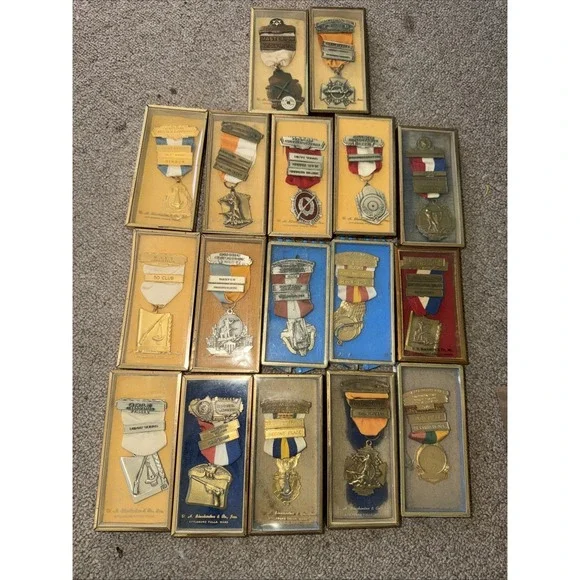Lot of (17) Vintage Blackinton Rifle & Pistol Shooting Medals – Marksman‎ Awards