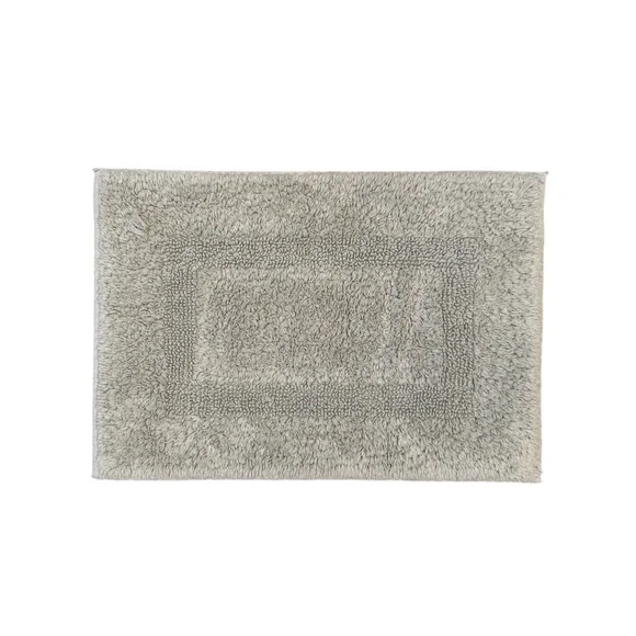 Luxurious Gray Bath Mat